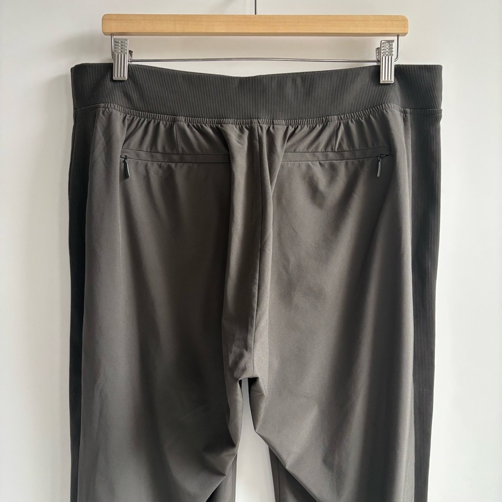 Brooklyn Mid Rise Ankle Pants In Mountain Olive Size 14T - Picture 6 of 17